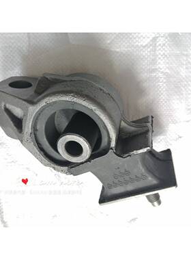 适用于RangerBT50前机脚胶AB39-6B038AB39-6B032