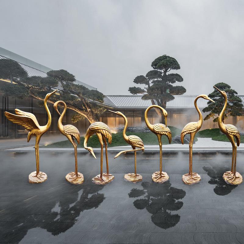 户外金色仙鹤白鹭雕塑摆件园林景观水池花园装饰品玻璃钢抽象动物