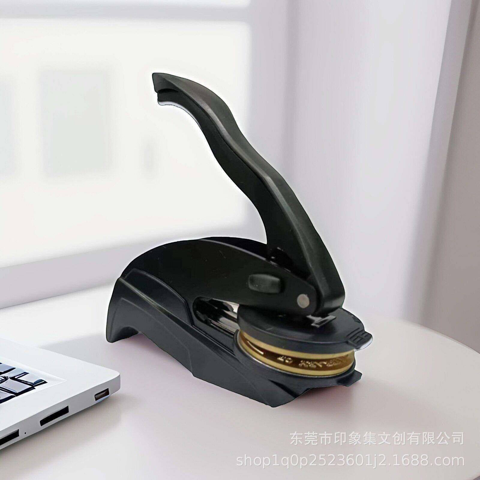 厂家定制卓达便携式手钳钢印婚礼请柬LOGO压纹章婚庆用品烙印工具