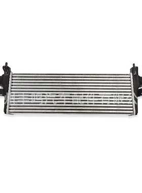17940-0L110 适用于 FORTUNER 海拉克斯 1GDFTV 2GDFTV 中冷器