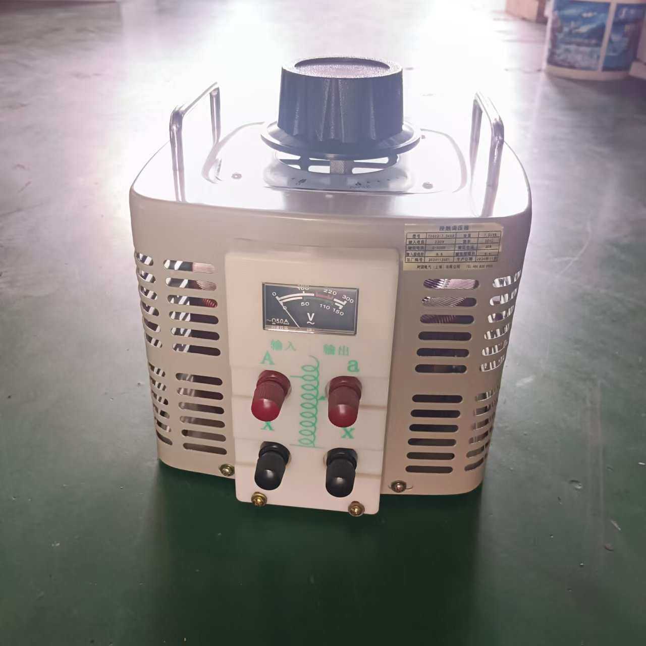 单相调压器1KVA2KW3KW5000w10KW220v接触式可调变压器0-250v纯铜