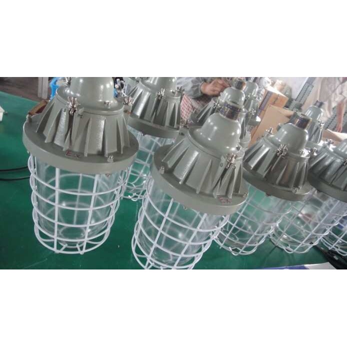 BCD-200J加长型隔爆型防爆灯 分体 65W BAD54 AD52 CBB56 B3C