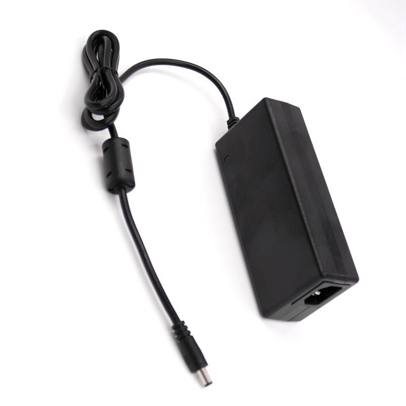 12V8A电源适配器3C认证LED显示屏打印机广告机电源适配器