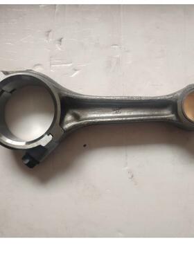 销售江西省南昌市凯马柴油机X4105连杆总成 缸床缸垫 等系列配件