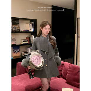 杨小卷独特漂亮超好看小香风富家千金高级感羊毛大衣呢子外套女