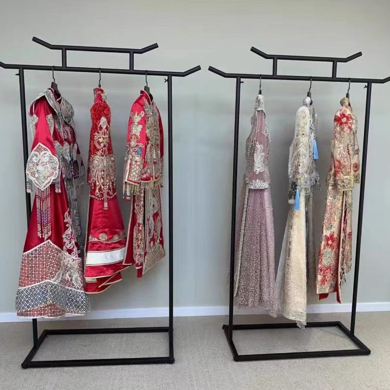 落地式汉服中式婚纱秀禾高端挂衣杆唐装挂衣架复古展示架旗袍礼服
