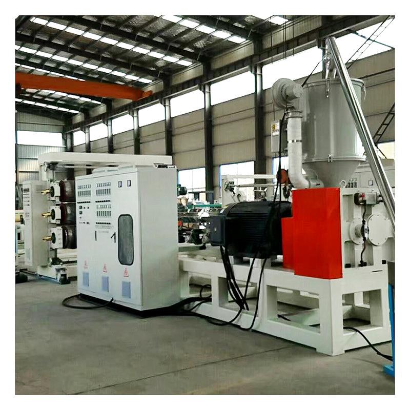 供应PVC透明水晶板生产设备家庭办公室软PvC门帘挤出机支持试机