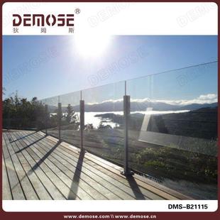 公寓设计栏杆阳台不锈钢栏杆钢化玻璃栏杆直销