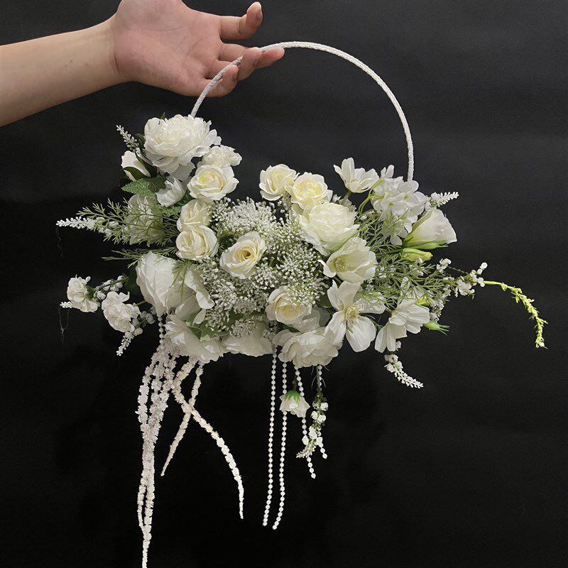 领证登记韩式婚礼圆形手提花环花篮新娘手捧花婚纱礼服拍摄道具