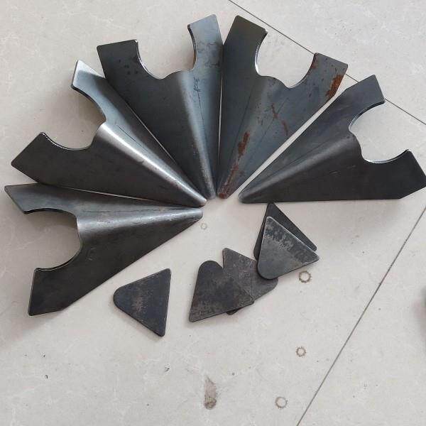 小麦播种机楼腿冲压尖焊1寸半管小麦播种机楼腿燕尾犁尖播种机件