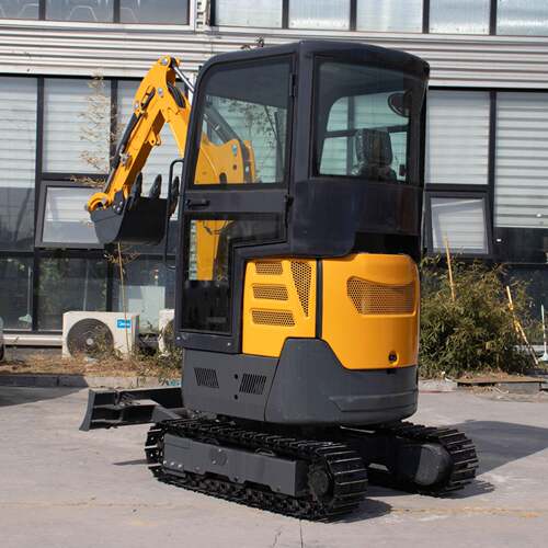 出口秘鲁迷你小型挖掘机家用HT22挖沟抓木小挖机农用翻地挖土机