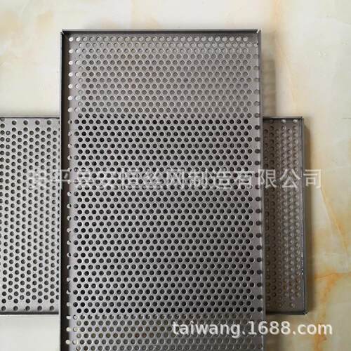 网圆孔筛钛板网 2mmIKB厚钛板孔孔径5mm 四周折弯钛网 冲圆筒钛网