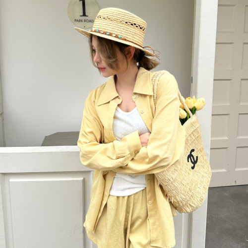 一整套极简衬衫背心短裤三件套女