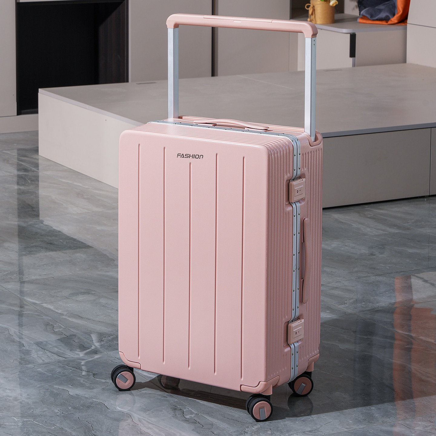 红色宽拉杆行李箱结婚陪嫁女方婚礼密码旅行箱粉色皮箱子2026新款,箱包皮具/热销女包/男包,旅行箱,淘宝优惠券,粉丝福利购,淘宝优惠卷