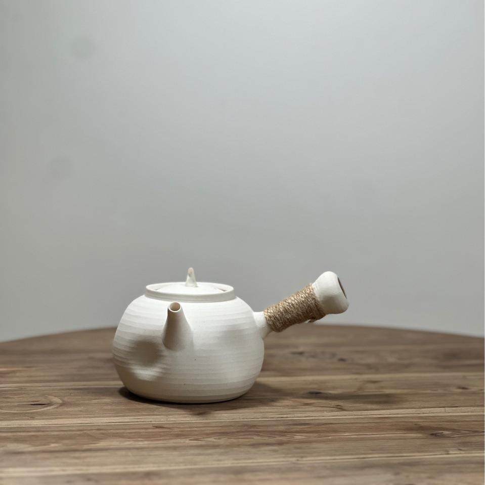 白泥陶瓷壶宫灯侧把壶潮州传统手工壶电陶炉烧水壶侧把煮茶壶单壶,居家布艺,入户地垫,淘宝优惠券,粉丝福利购,淘宝优惠卷
