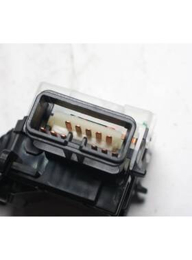 GJ6E-66-128适用于马自达M6/新M6组合开关雨刮