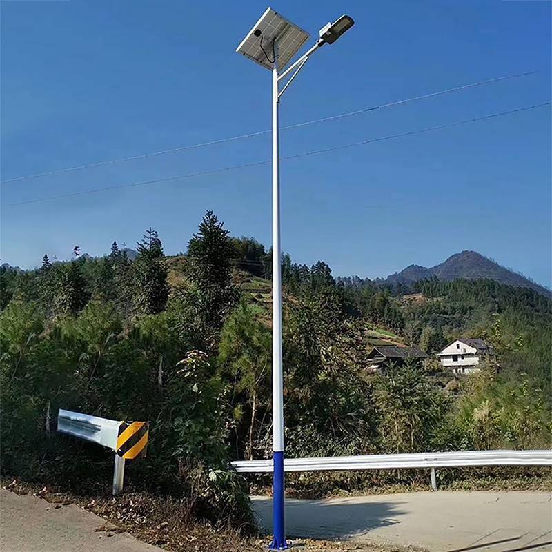 太阳能路灯6米LED户外照明庭院灯新农村工程感应太阳能路灯
