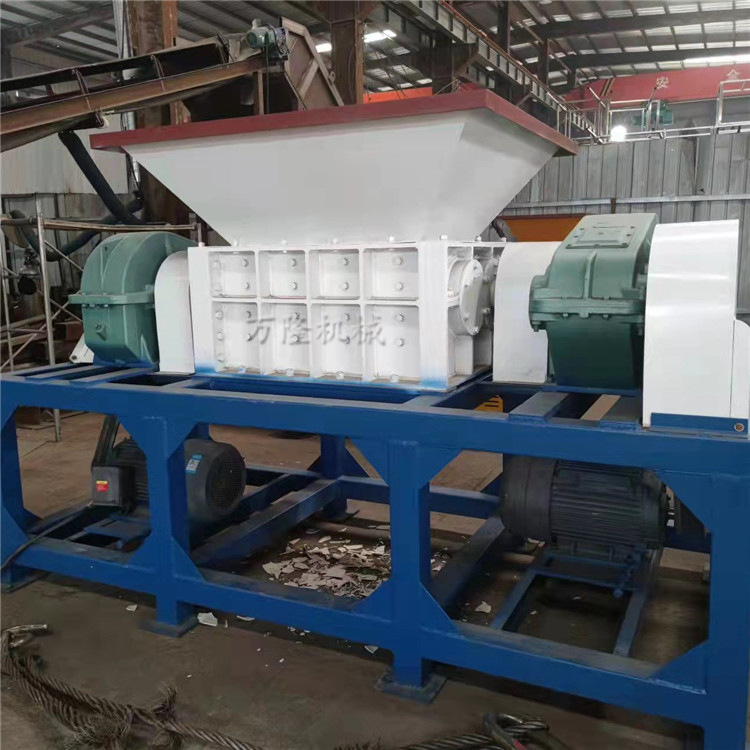 双轴橡胶破碎机大型自行车撕碎机儿童玩具轮胎垃圾桶破碎机