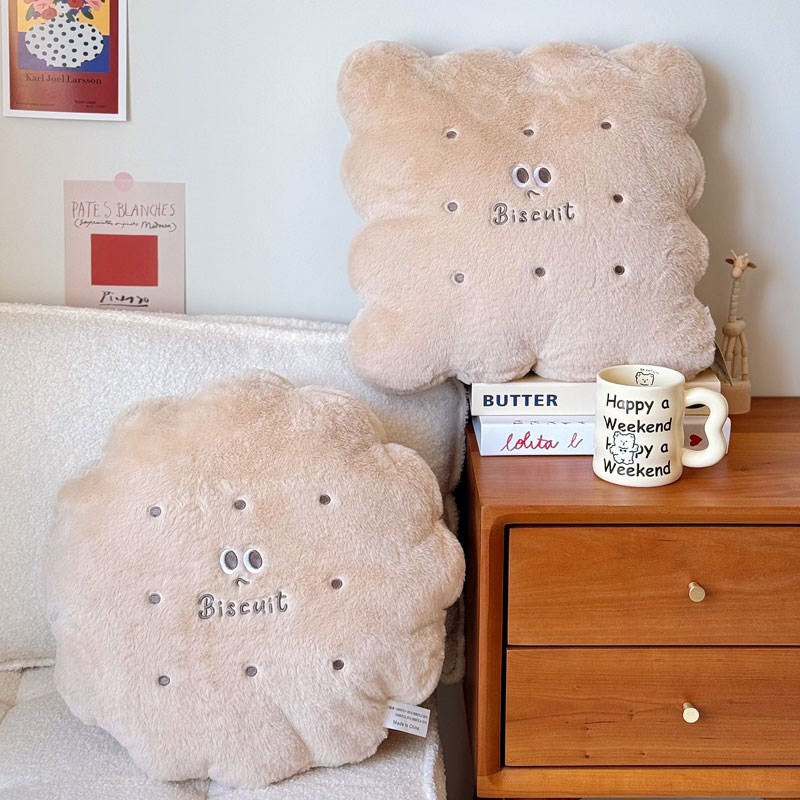 黄油饼干抱枕毯二合一两用被子办公室午休靠枕女生睡觉午睡毯