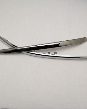 52713-0602052712-06020适用于06款凯美瑞前杠亮条，雾灯饰条