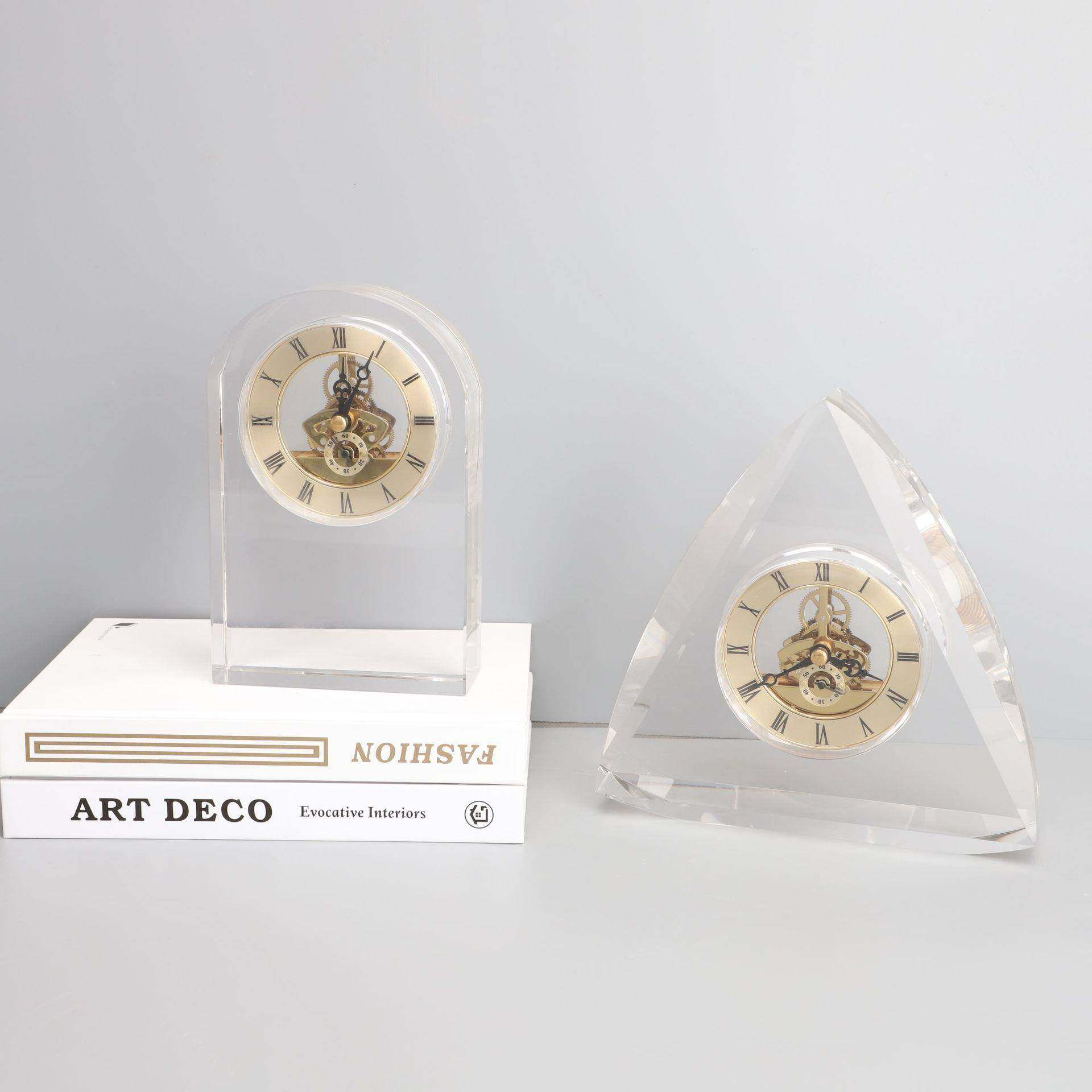 现代简约创意水晶钟表摆件样板房电视柜玄关家居桌面座钟软装饰品