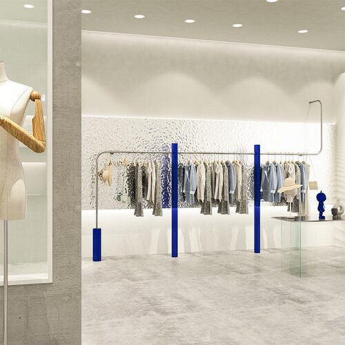 女装店墙挂亚克力展示架不锈钢拉丝壁挂展示衣架服装店上墙挂衣架