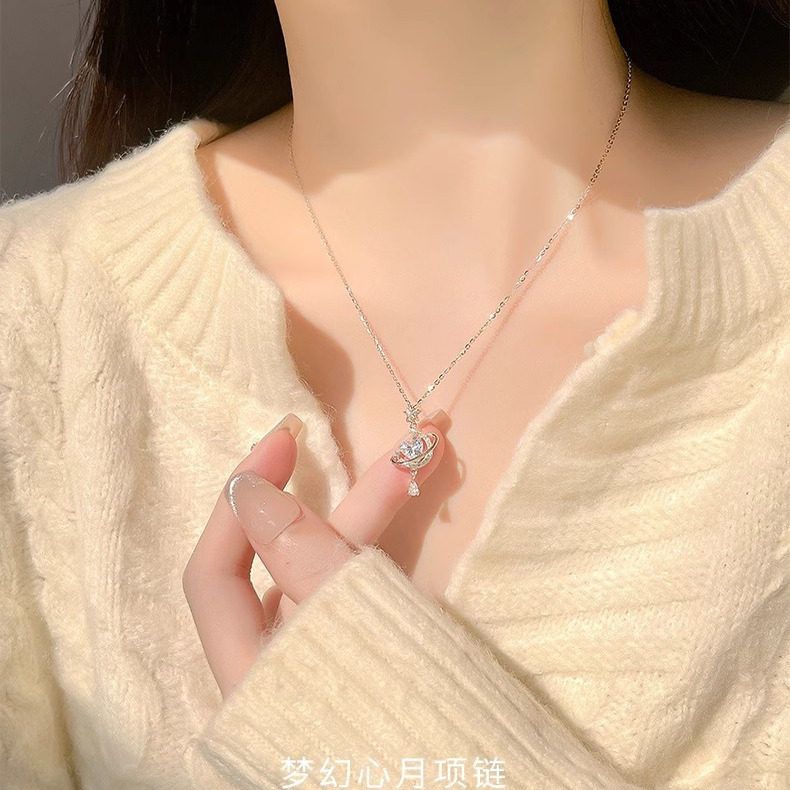 梦幻星月不掉色银色项链女2025新款月亮吊坠闺蜜生日礼物送女友