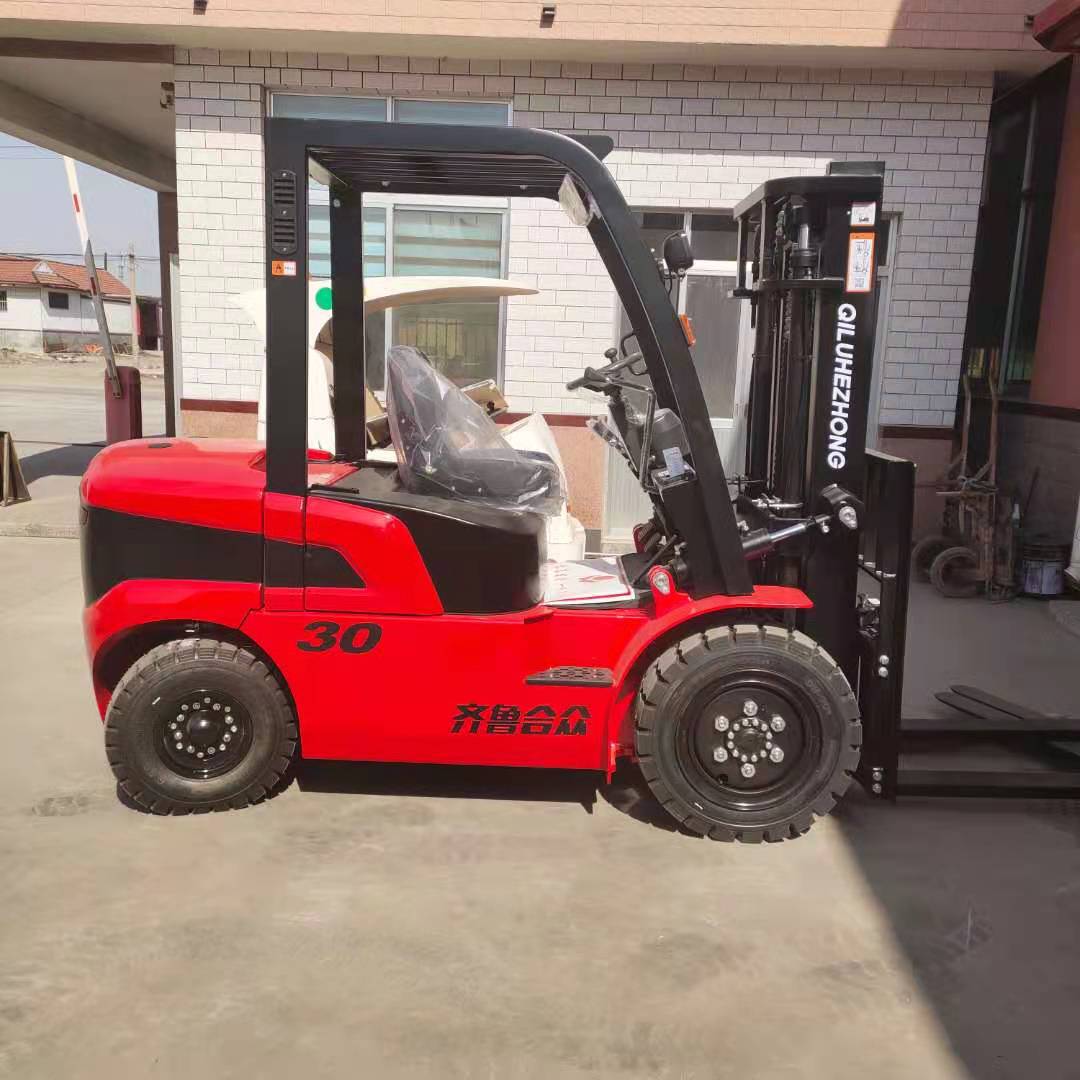 小型2.5吨工程标准叉车可改装抱夹 3吨柴油叉车发货 可出口