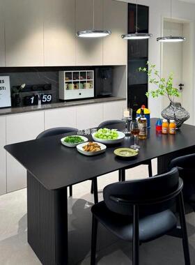 现代轻奢黑色岩板餐桌椅餐桌组合意式家用饭桌长方形小户型简约爆