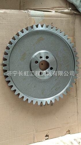 现货推土机配件：供应SD23  17Y-01-50016 齿轮46齿