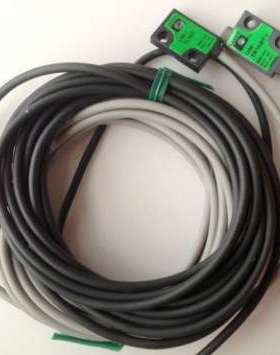 竹中对射光电开关UM-TR15DTV UM-TR50DTV T15DT T50DT UM-T15DTV