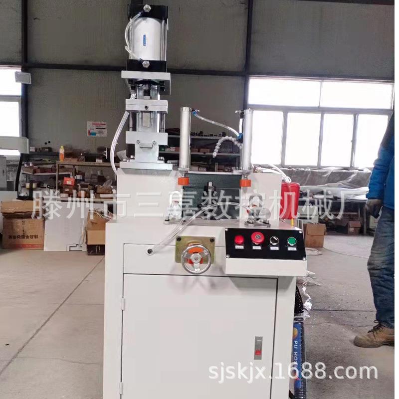 门窗地漏排水孔加工设备断桥铝系统门窗地漏式隐藏排水口冲孔机