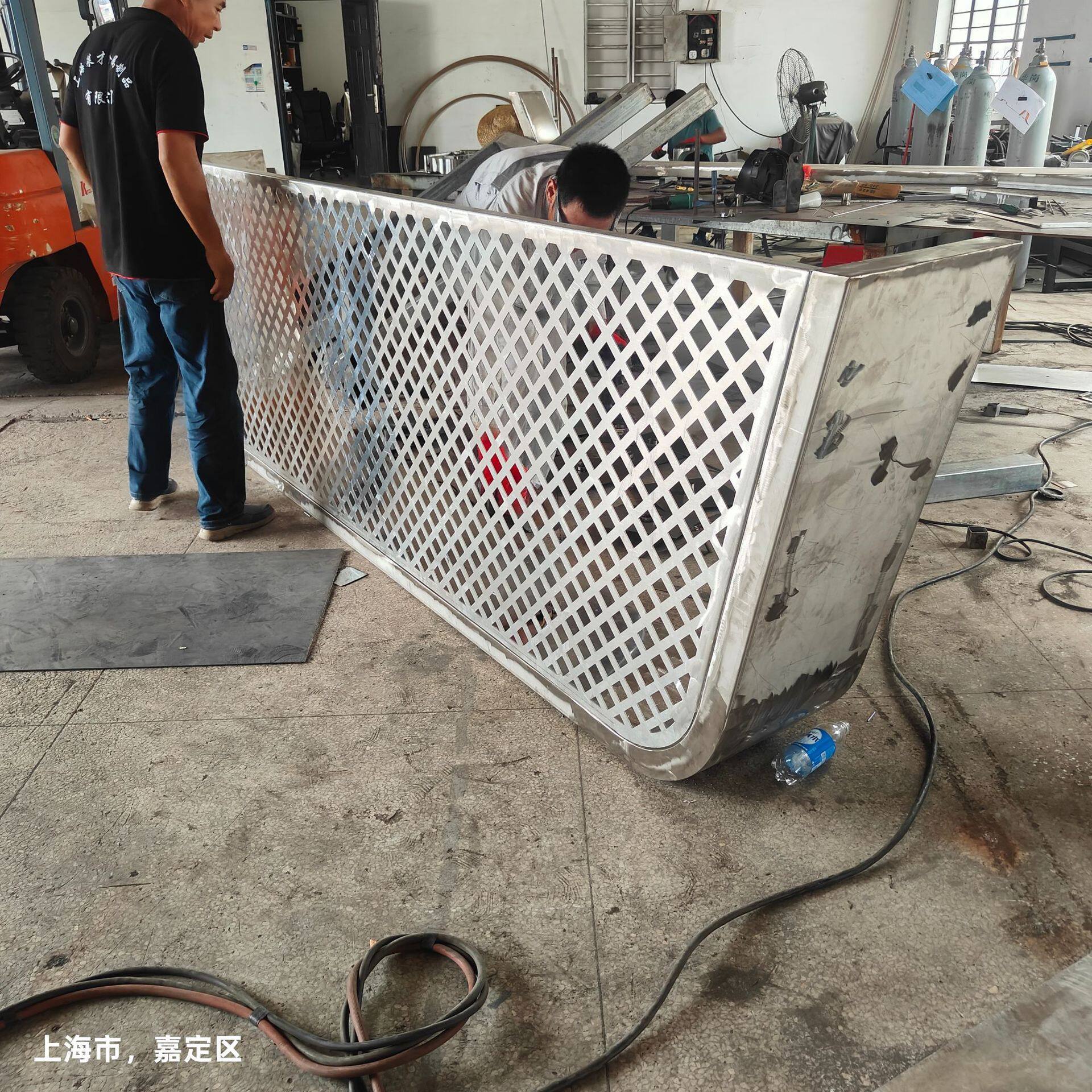 上海厂家专业定制钢结构景观小品施工定做加工钢结构景观雕塑加工