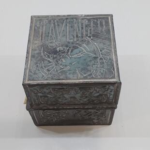 Hellraiser Cube Puzzle Box Terror Film Cenobite used in the