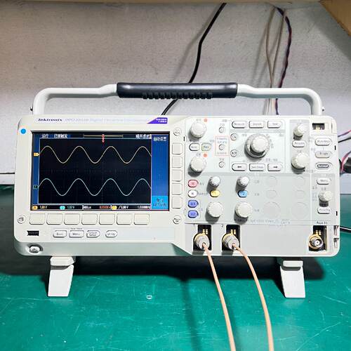 议价Tektronix泰克DPO2012B数字示波器100MH可维修