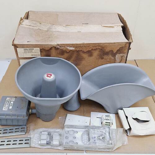 Federal Signal AM302 AudioMaster Weatherproof Speaker Series