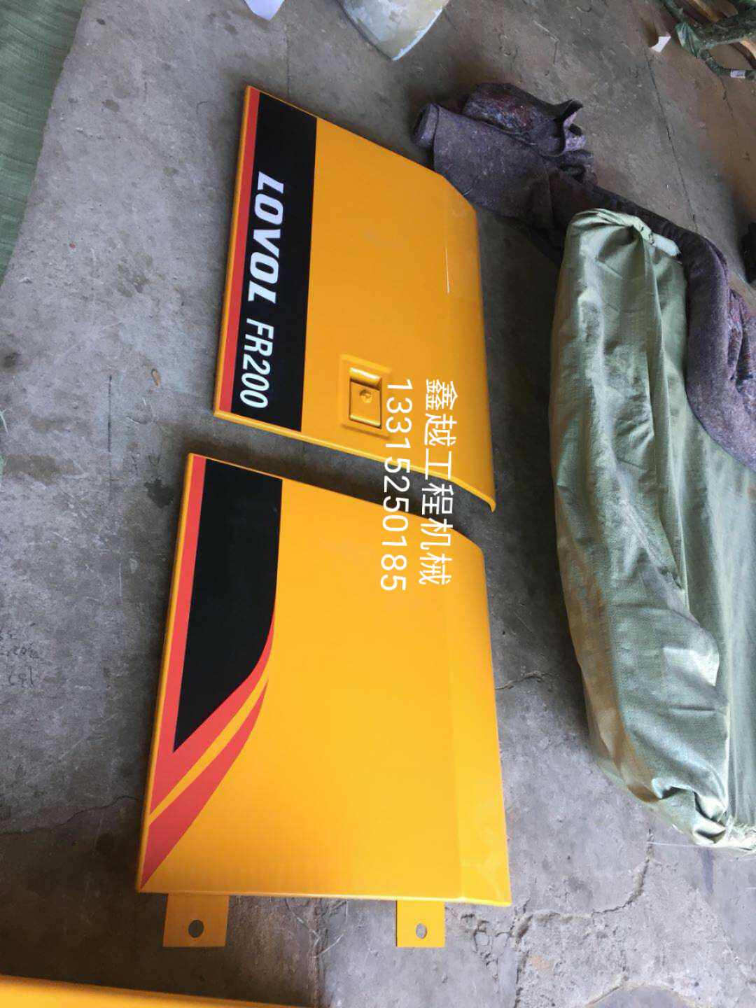 挖掘机  雷沃 70 泵门 边门 水门 水门 侧门 机盖,五金/工具,其他机械五金,淘宝优惠券,粉丝福利购,淘宝优惠卷