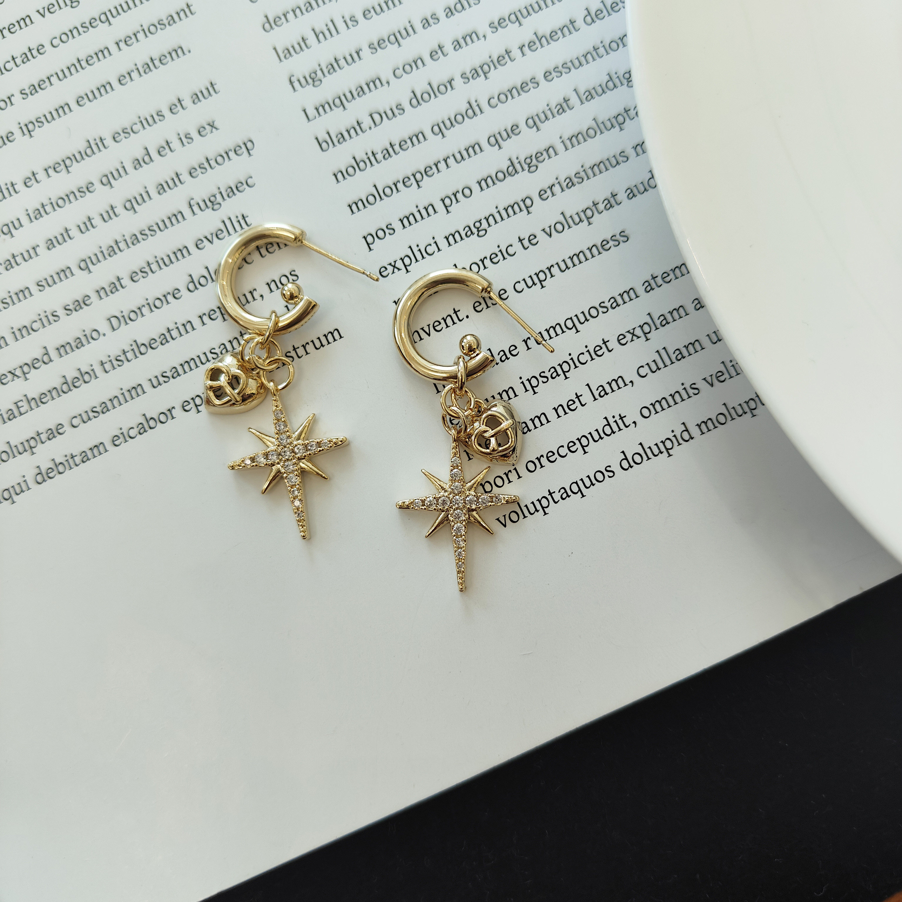 金色八芒星镶钻爱心耳环轻奢高级感十字架小众设计纯银针耳钉耳饰,饰品/流行首饰/时尚饰品新,耳环,淘宝优惠券,粉丝福利购,淘宝优惠卷