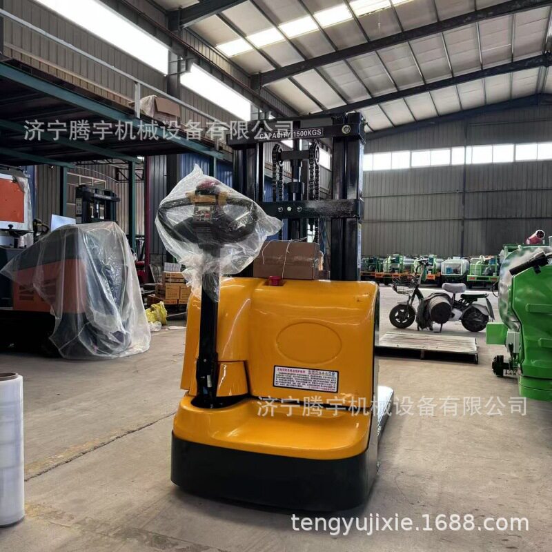 手推式堆高车1.6米高价搬运货