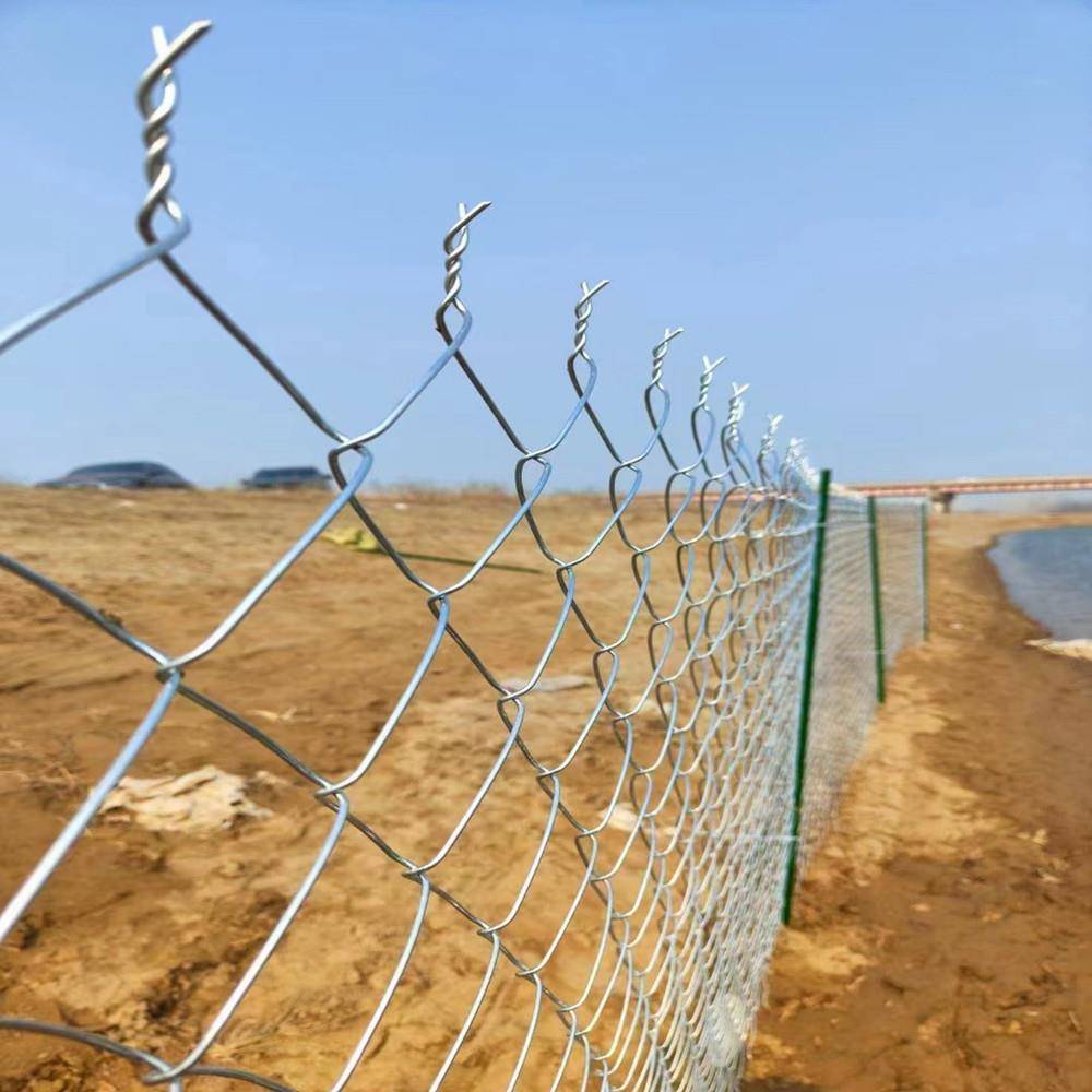 热镀锌勾花网铁丝网果园农场圈地防护网养殖厂牛羊围栏菱形勾花网