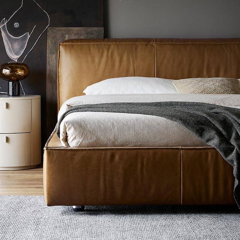 意式轻奢皮床简约现代双人软包真皮主卧大床北欧婚床意大利设计师