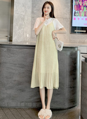 孕妇连衣裙2023夏装新款长款过膝个性辣妈碎花雪纺裙仙女百褶裙潮
