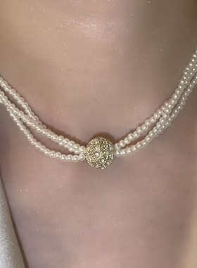 高级感复古珍珠项链女超仙气质时尚吸铁石锁骨链设计感短款颈链