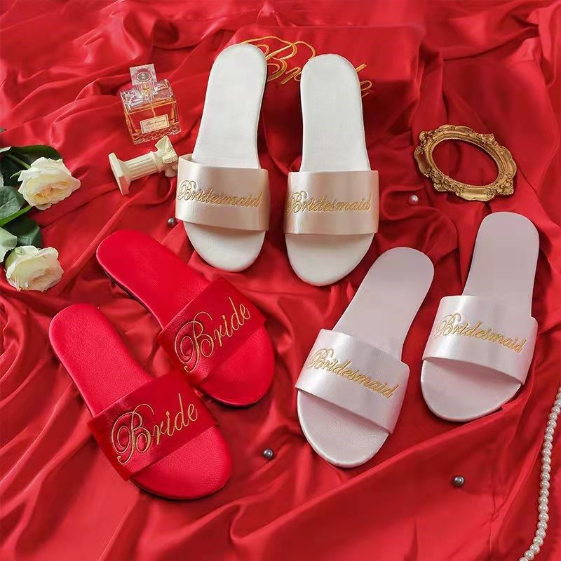 2022结婚拖鞋女婚鞋刺绣伴娘女新婚绸缎布料婚礼晨袍搭配平底鞋女,居家布艺,居家凉拖/凉鞋,淘宝优惠券,粉丝福利购,淘宝优惠卷