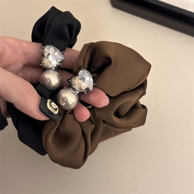 贵气小珍珠~爱心水钻发绳韩版时尚缎面大肠发圈女后脑勺优雅头绳,户外/登山/野营/旅行用品,旅行发卡,淘宝优惠券,粉丝福利购,淘宝优惠卷