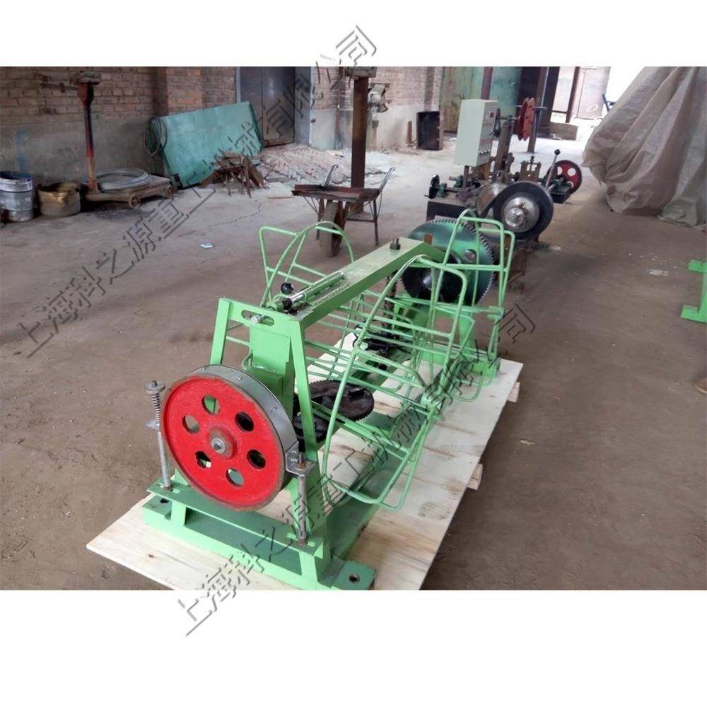 双股镀锌铁丝刺网机卧式小区防护刺网设备正反拧绳双股刺绳网机