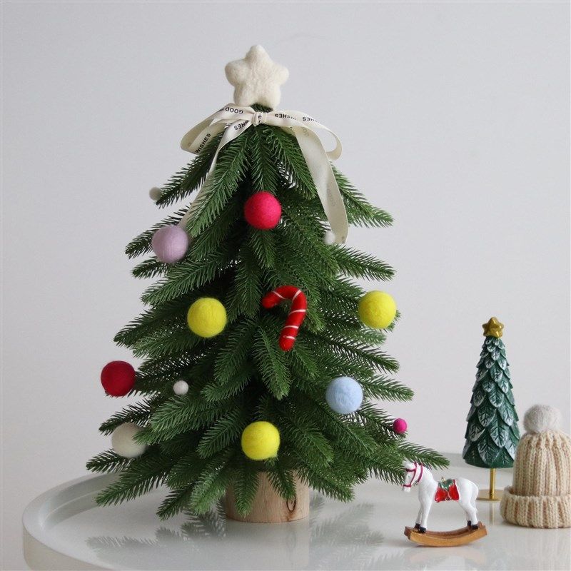 新款毛毡桌面小圣诞树装饰摆件小型家用高级松糖果色,节庆用品/礼品,圣诞树,淘宝优惠券,粉丝福利购,淘宝优惠卷