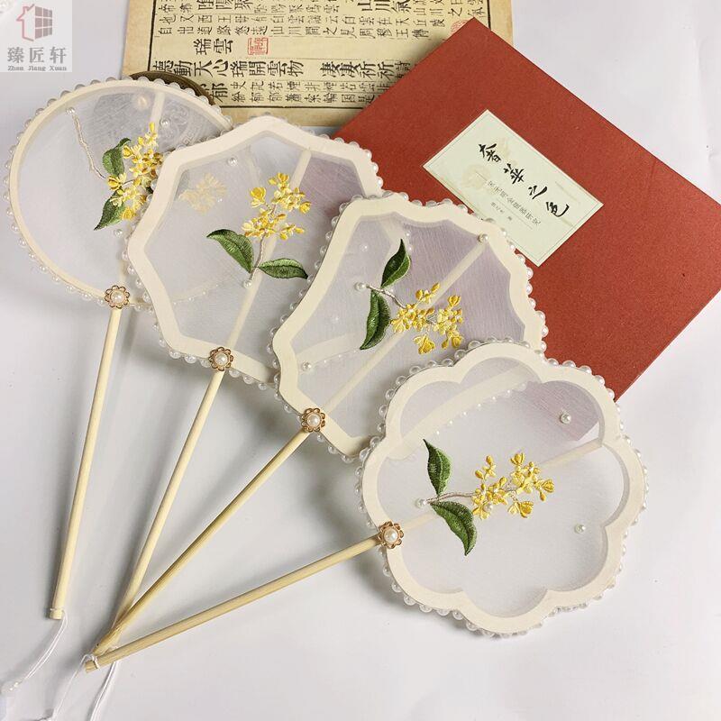 掌扇儿童小扇子走秀汉服女童桂花团扇宫扇刺绣古风长柄舞蹈拍照扇