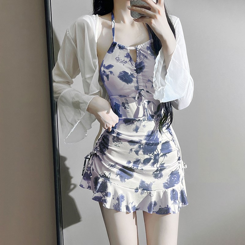 泳衣女款2024年新款爆款连体保守裙式微胖女生遮肉绝美纯欲高级感