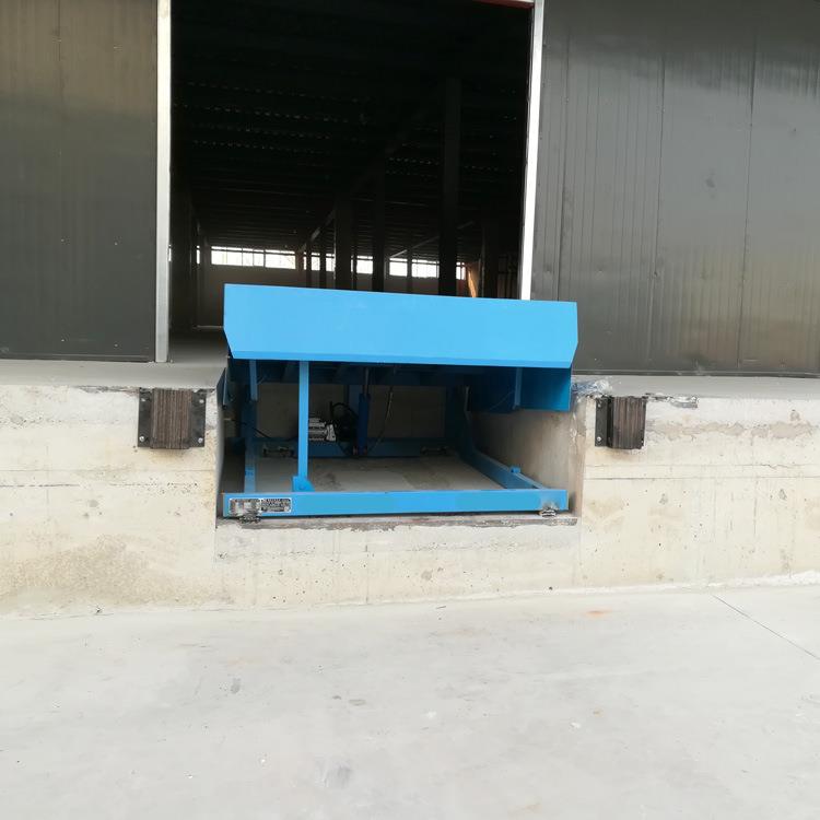 固定登车桥厂家叉车集装箱月台斜坡装卸平台神器固定式登车桥